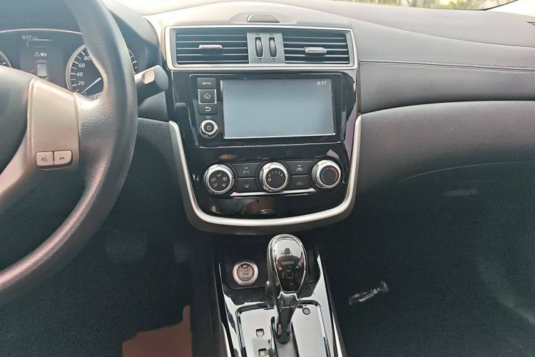 Used Nissan Tiida 2016 1.6L CVT Smart Drive Edition
