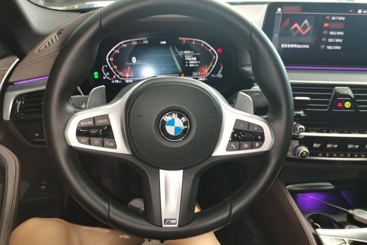 Used BMW 5 Series 2022 Restyled 530Li Leading Edition M Sport Package
