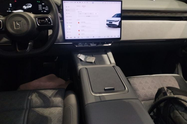 Used Zeekr 7X 2025 100kWh Long-Range All-Wheel Drive Intelligent Driving Version
