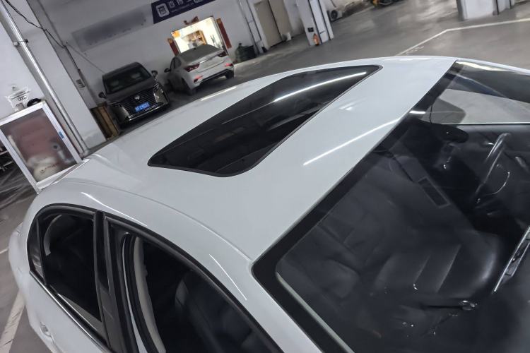 Used Volkswagen Sagitar 2017 180TSI Automatic Luxury Edition
