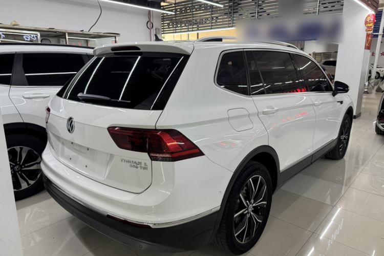 Used Volkswagen Tiguan L 2017 330TSI Automatic Two-Wheel Drive Flagship Edition
