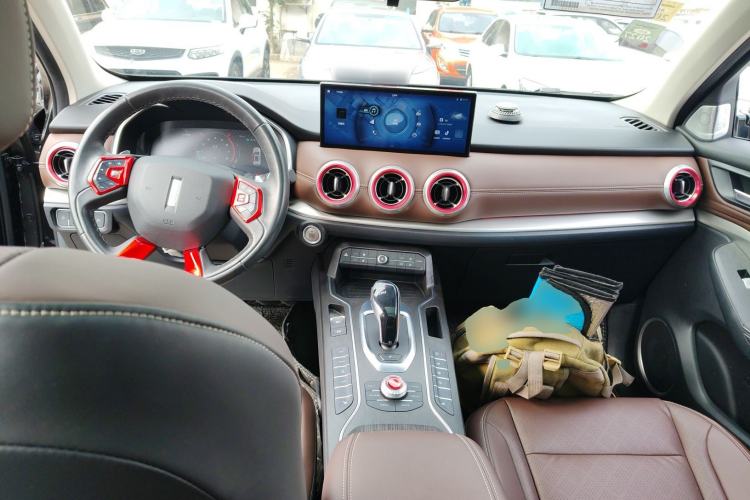 Used Wey VV6 2020 2.0T Two-Wheel Drive Smart Protection+
