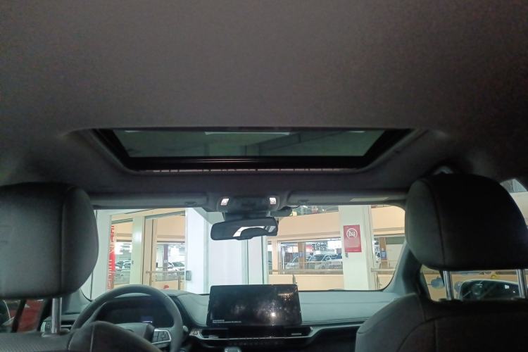 Used Toyota Sienna 2021 2.5L Hybrid Premium Edition
