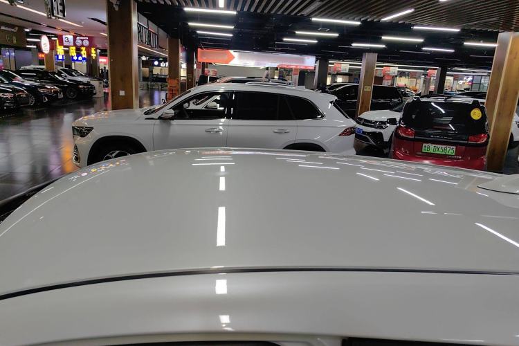 Used Toyota IZOA 2018 2.0L Yichi Edition China V Standard