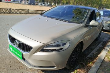 Used Volvo V40 2017 T3 Zhiyi Edition