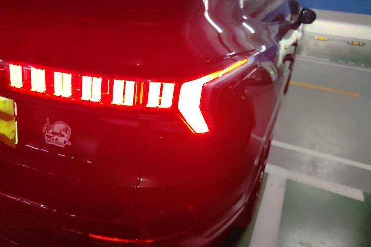 Used Lynk & Co 09 EM-P 2024 2.0TD EM-P Four-Wheel Drive ULTRA Six-Seater
