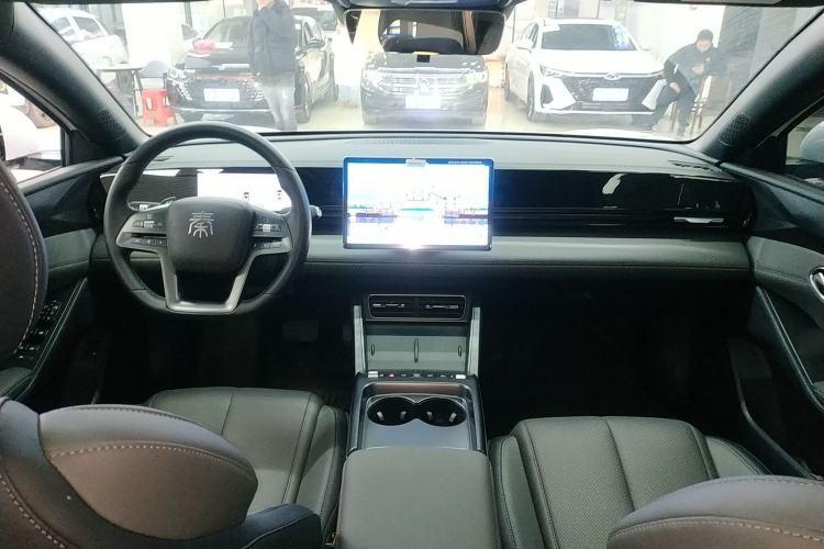 Used BYD Qin L 2025 EV 470KM Leading Edition
