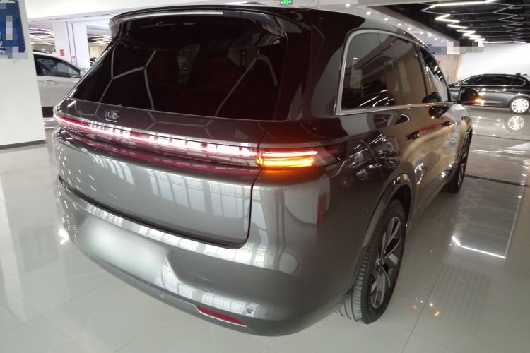 Used Li Auto L8 2023 Pro Model
