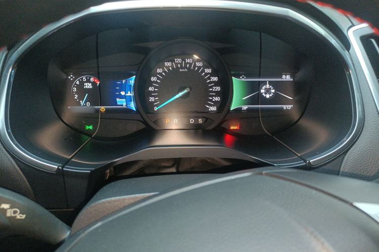 Used Ford Edge 2015 2.0T GTDi 4x4 High-Grade Model
