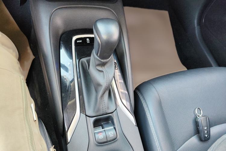 Used Toyota Corolla 2021 1.2T S-CVT Luxury Edition
