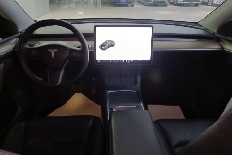 Used Tesla Model Y 2021 Long-Range All-Wheel-Drive Version 3D7