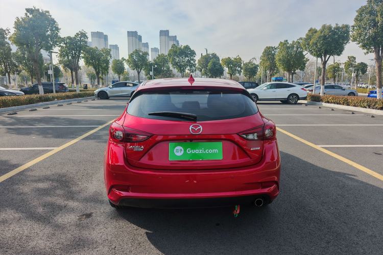 Used Mazda Mazda 3 Axela 2017 Hatchback 1.5L Automatic Luxury Model Emission Standard China V
