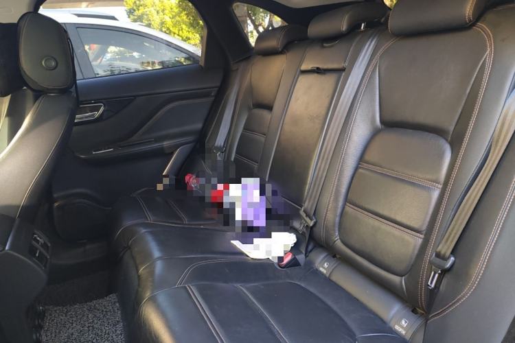 Used Jaguar F-PACE 2018 2.0T Four-Wheel Drive Urban Luxury Edition
