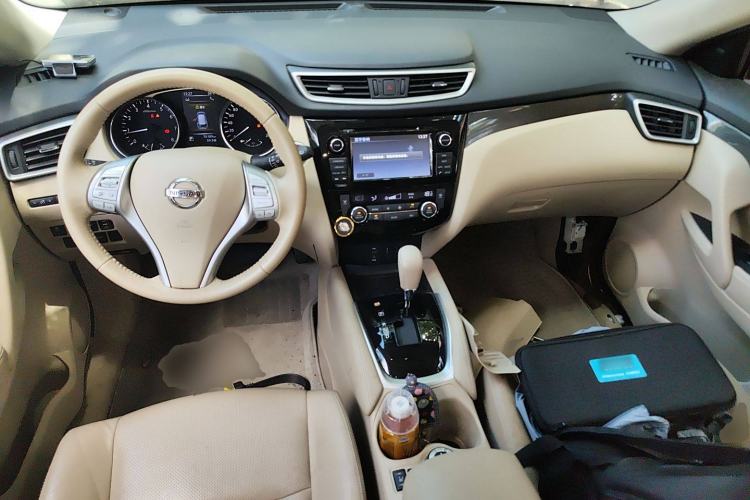 Used Nissan X-Trail 2014 2.5L CVT Luxury Edition 4WD
