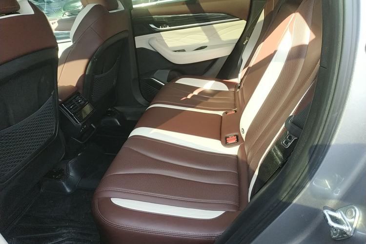 Used Geely Auto Monjaro L 2021 2.0TD DCT EVO Two-Wheel Drive Smart Luxury Version
