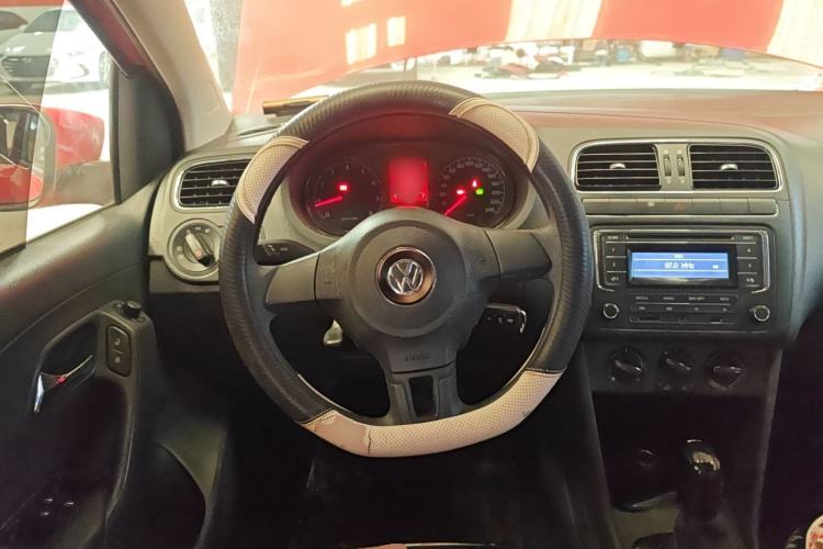 Used Volkswagen Polo 2013 1.4L Automatic Comfort Edition

