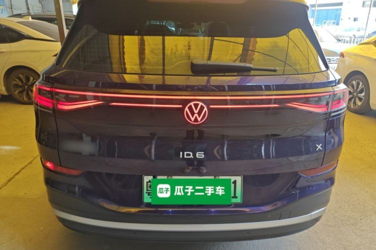 Used Volkswagen ID.6 X 2022 Intelligent Long-Range Version
