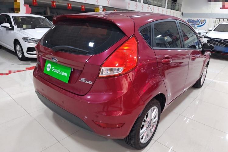 Used Ford Fiesta 2013 Hatchback 1.5L Automatic Fashion Edition
