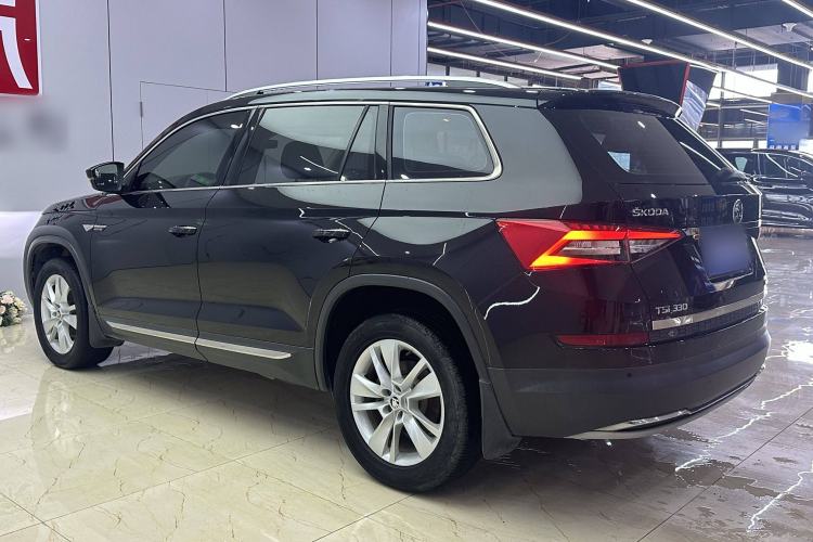 Used Skoda Kodiaq 2018 Facelifted TSI330 5-Seater Two-Wheel-Drive Luxury Enjoyment Edition
