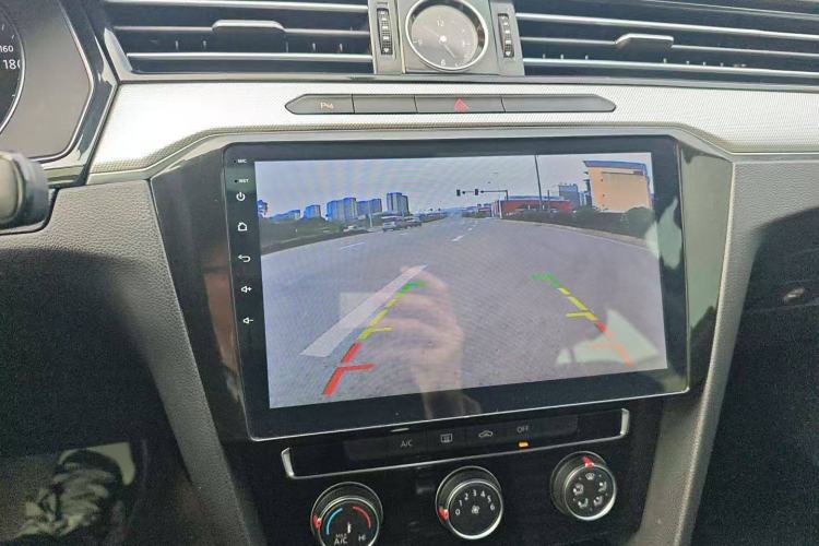 Used Volkswagen Magotan 2017 330TSI DSG Leading Model
