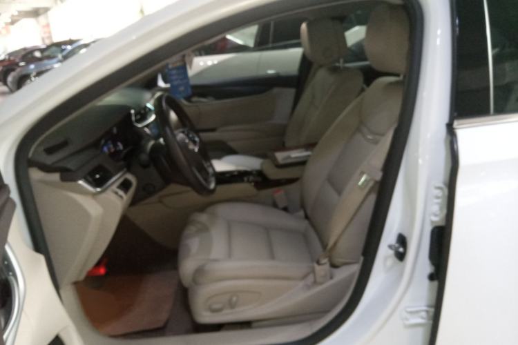 Used Cadillac XTS 2014 28T Comfort Version
