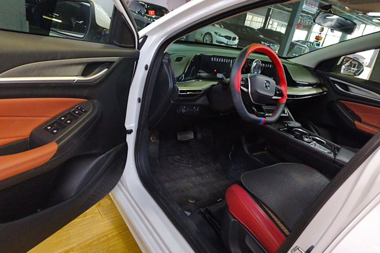 Used Changan Eado 2024 PLUS Blue Whale NE 1.4T GDI DCT High-Energy Edition