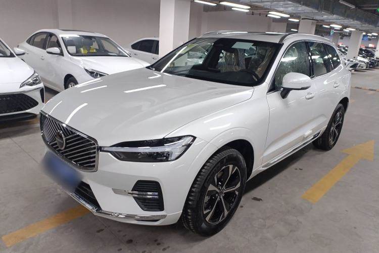 Used Volvo XC60 2026 B5 4x4 Smart Luxury Edition