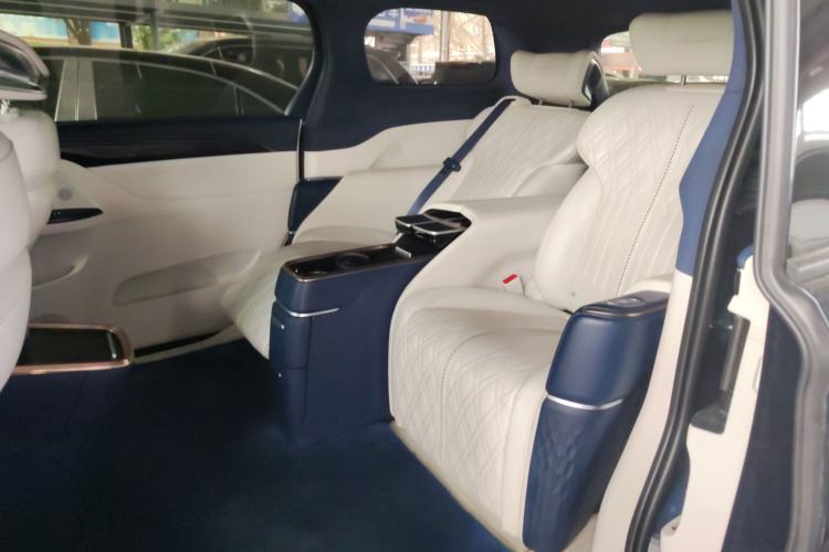 Used Buick GL8 2020 Avenir Avia Four-Seat Luxury Edition