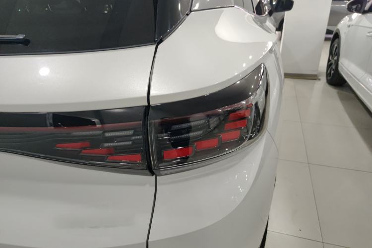 Used Volkswagen ID.4 CROZZ 2024 PRIME
