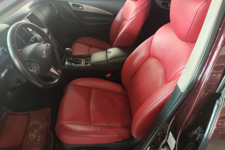 Used Infiniti QX50 2015 2.5L Comfort Edition
