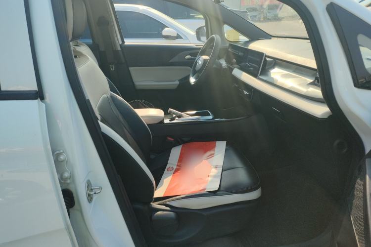 Used Geometry E Firefly 2024 301km Starlight
