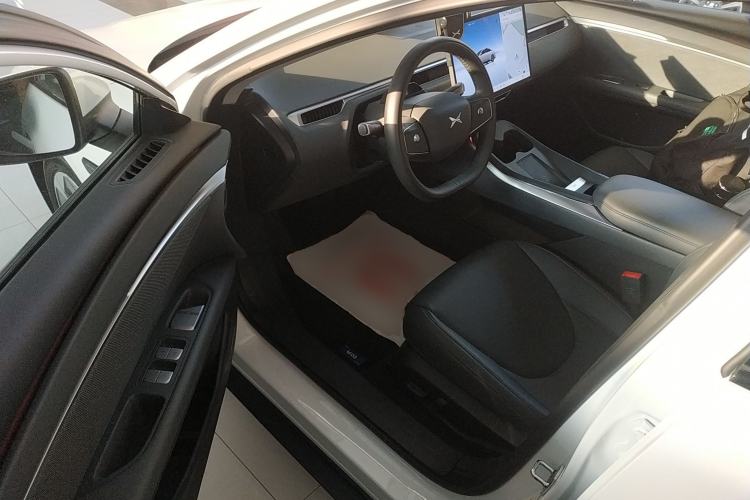 Used XPeng MONA M03 2024 620 with Ultra-Long Range
