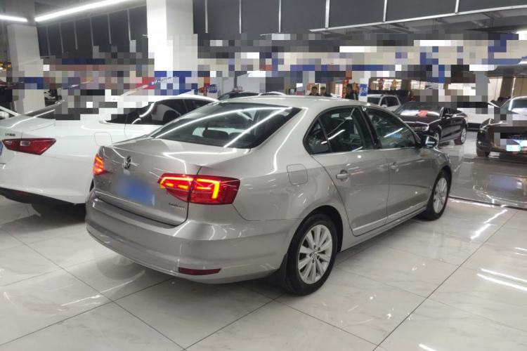 Used Volkswagen Sagitar 2015 1.6L Automatic Comfort Model