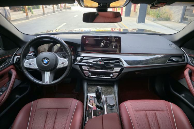 Used BMW 5 Series 2022 Second Facelift 525Li M Sport Package