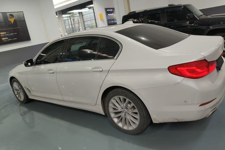 Used BMW 5 Series 2019 Facelifted 530Li Leading Edition Luxury Package
