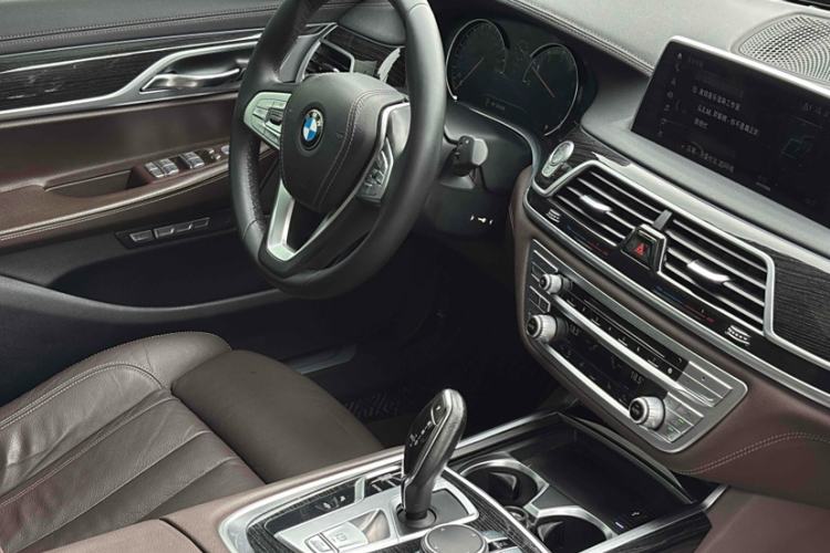 Used BMW 7 Series 2018 730Li Leading Model M Sport Package
