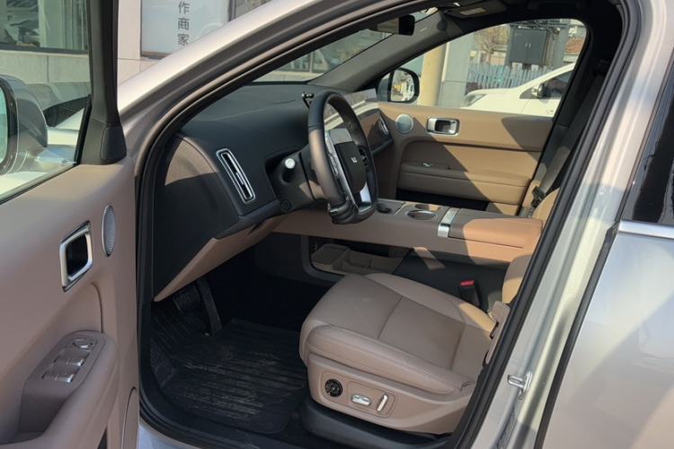 Used Li Auto L6 2025 Pro Smart Refresh Edition