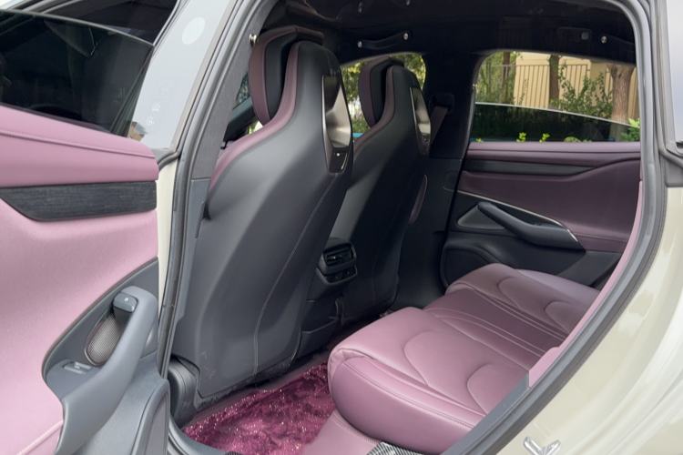 Used  SU7 2024 Four-Wheel Drive Ultra-Long Range Advanced Intelligent Driving Max Edition