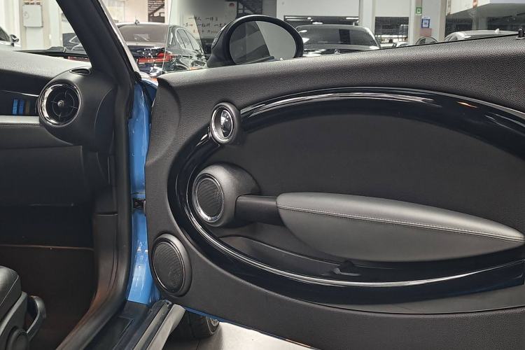 Used  Coupe 2012 1.6L COOPER
