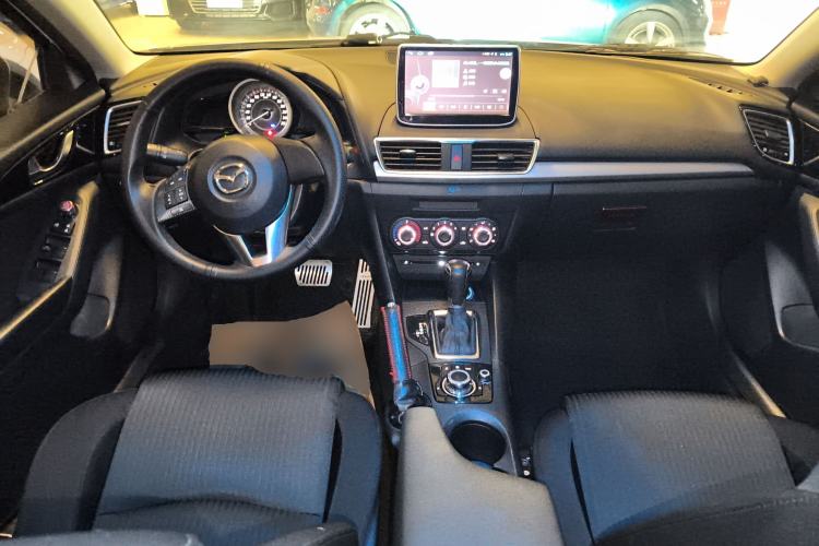 Used Mazda Mazda 3 Axela 2016 Sedan 1.5L Automatic Comfort Model
