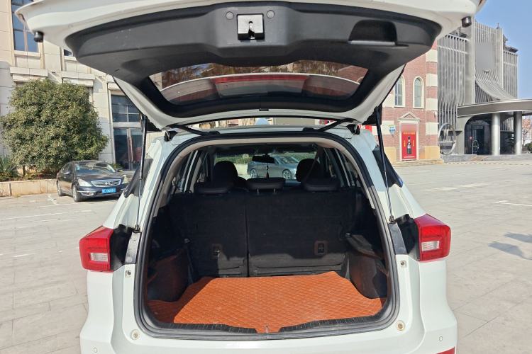 Used Haval M6 2019 1.5T DCT Two-Wheel Drive Elite Version China VI Standard
