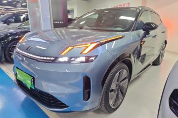 Used Lynk & Co 08 EM-P 2025 220 km All-Wheel-Drive Performance Halo