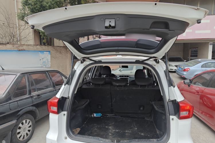 Used Haval M6 2019 1.5T Manual Two-Wheel Drive Elite Version China VI Standard
