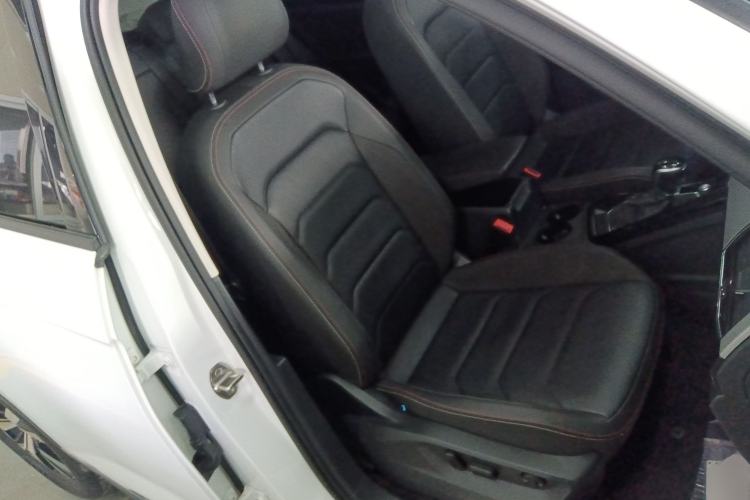 Used Volkswagen Tayron 2021 280TSI Two-Wheel Drive Luxury Smart Connectivity Version
