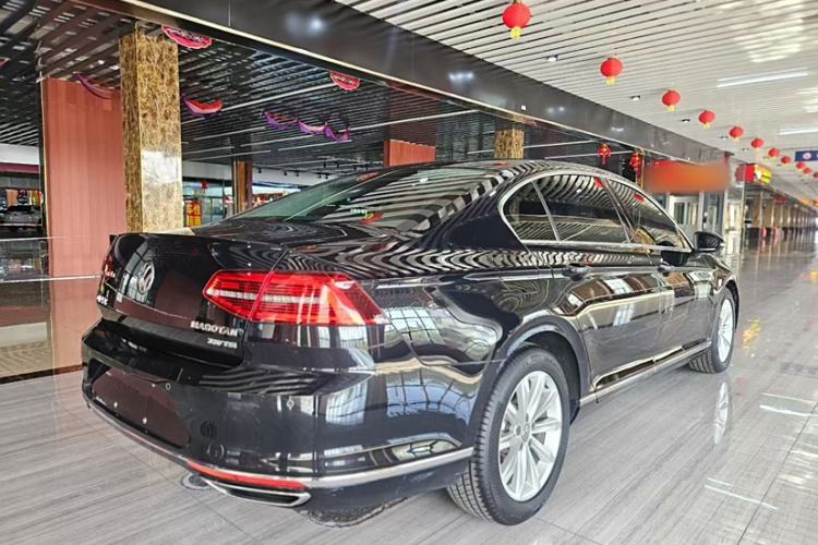 Used Volkswagen Magotan 2019 330TSI DSG Leading Model China VI Standard
