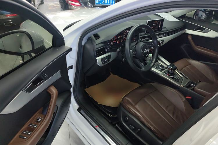 Used Audi A4L 2018 30th Anniversary Edition 40 TFSI Fashion Model