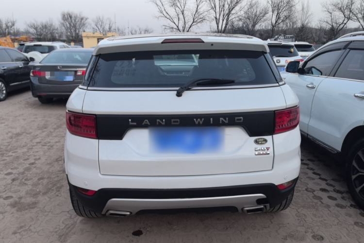 Used Land X7 2015 2.0T Panoramic Prestige Edition
