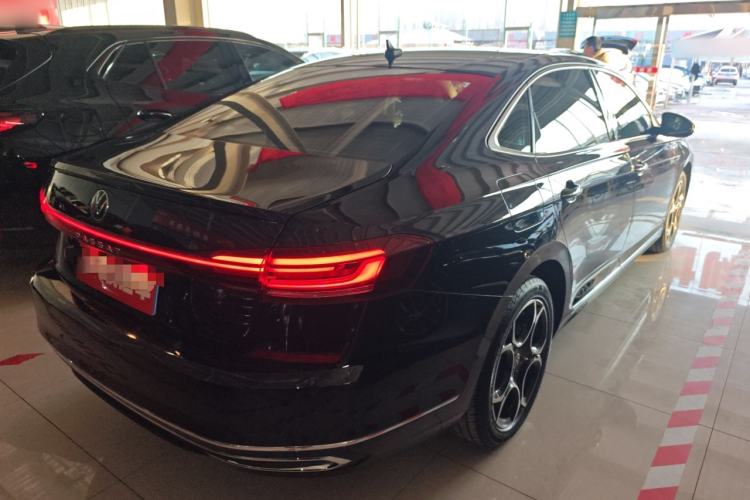 Used Volkswagen Passat 2023 330TSI Luxury Edition
