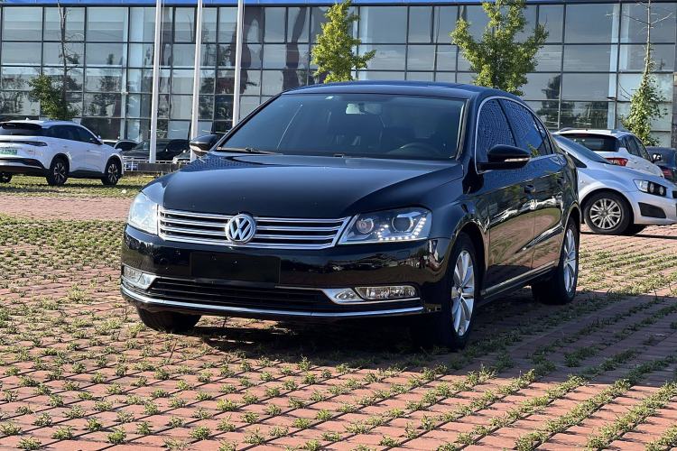 Used Volkswagen Magotan 2015 Revised Version 2.0 TSI Luxury Edition
