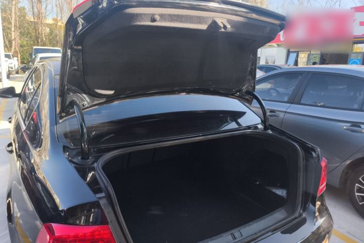 Used Volkswagen Magotan 2016 1.8TSI Luxury Comfort Model
